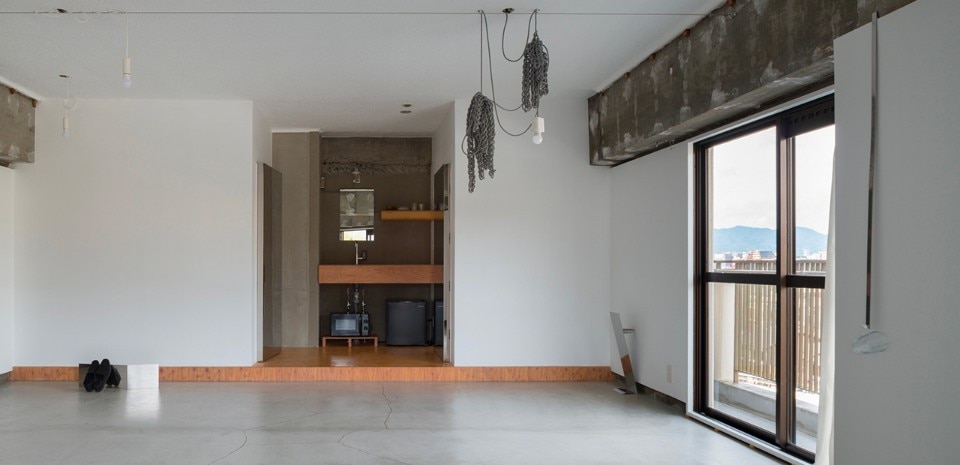 Kosaku Matsumoto and Mitsuhiro Yamagiwa, New Balance of Life, Tokyo, 2016