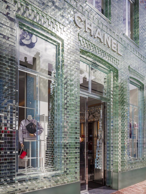 MVRDV developed a new masonry construction technique in collaboration with the Technical University of Delft, ABT and contractor Wessels Zeist.