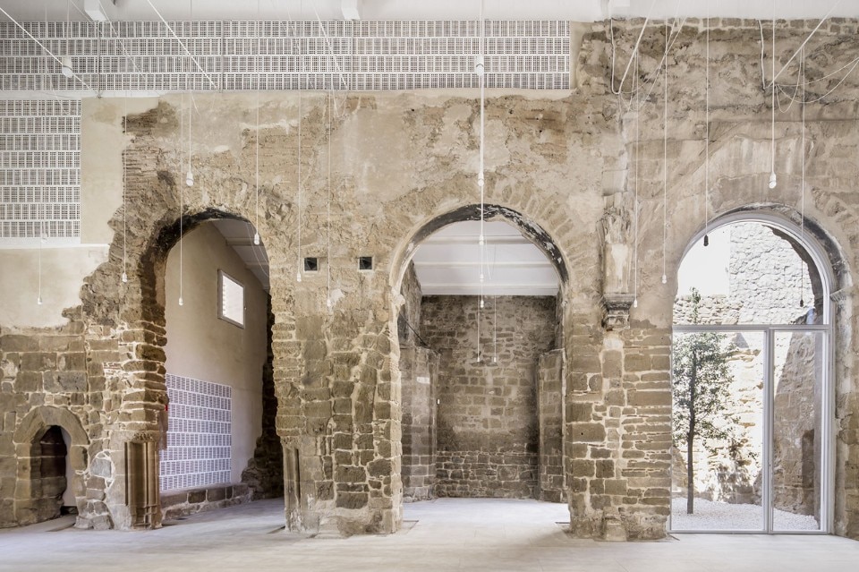 AleaOlea, progetto di ristrutturazione dell’antica chiesa di Vilanova de la Barca, Lleida, Spagna 2016
