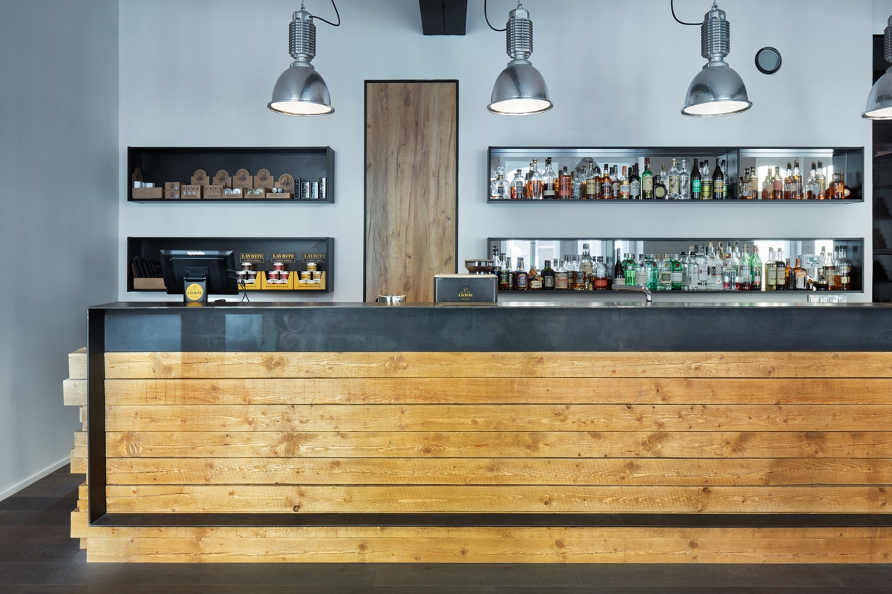 Barber in Prague Domus