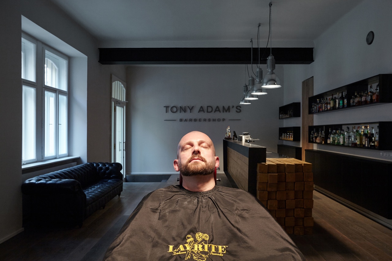 Barber in Prague Domus