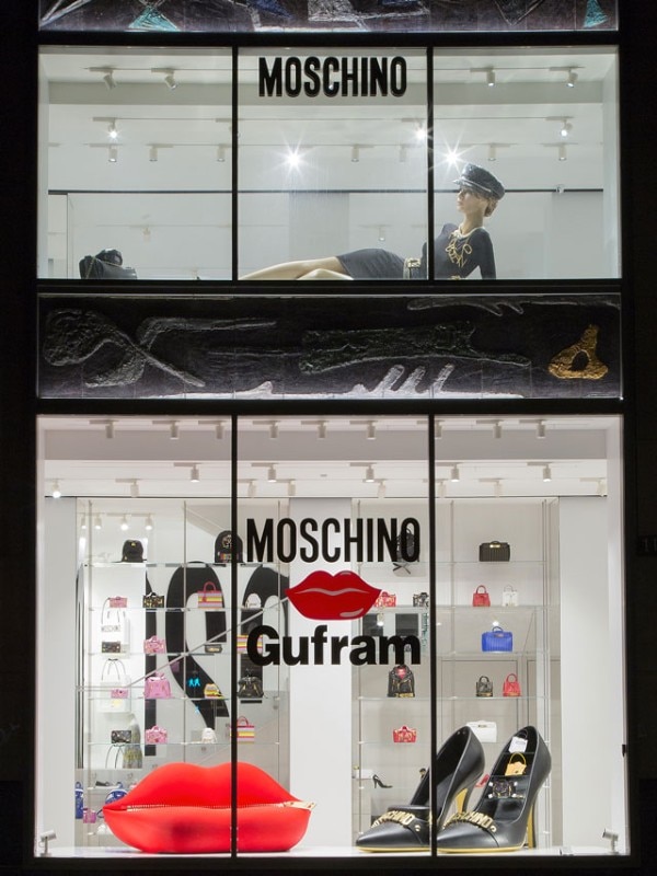 Gufram, Moschino kissed Gufram, exterior view, Milan, 2017