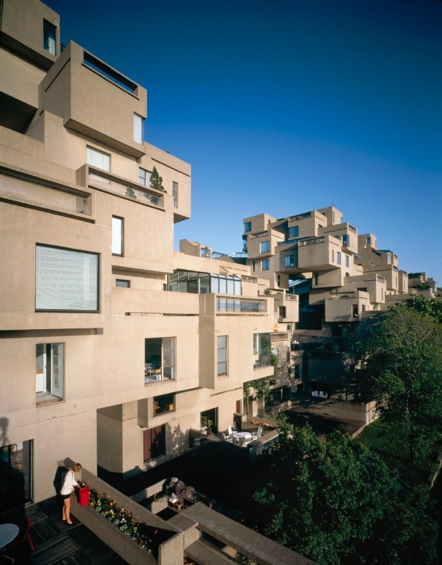 Moshe Safdie, Habitat ’67, terrace view. Photo Timothy Hursley