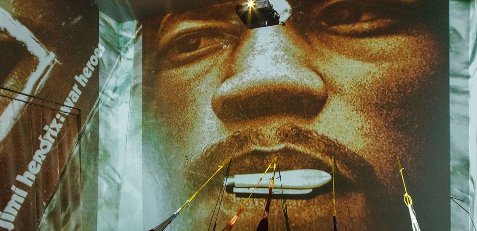 Hélio Oiticica. Installation view. CC5 Hendrix-War,1973. Collections of César and Claudio Oiticica and Neville D’Almeida. Whitney Museum of American Art, New York. Photo Oto Gillen