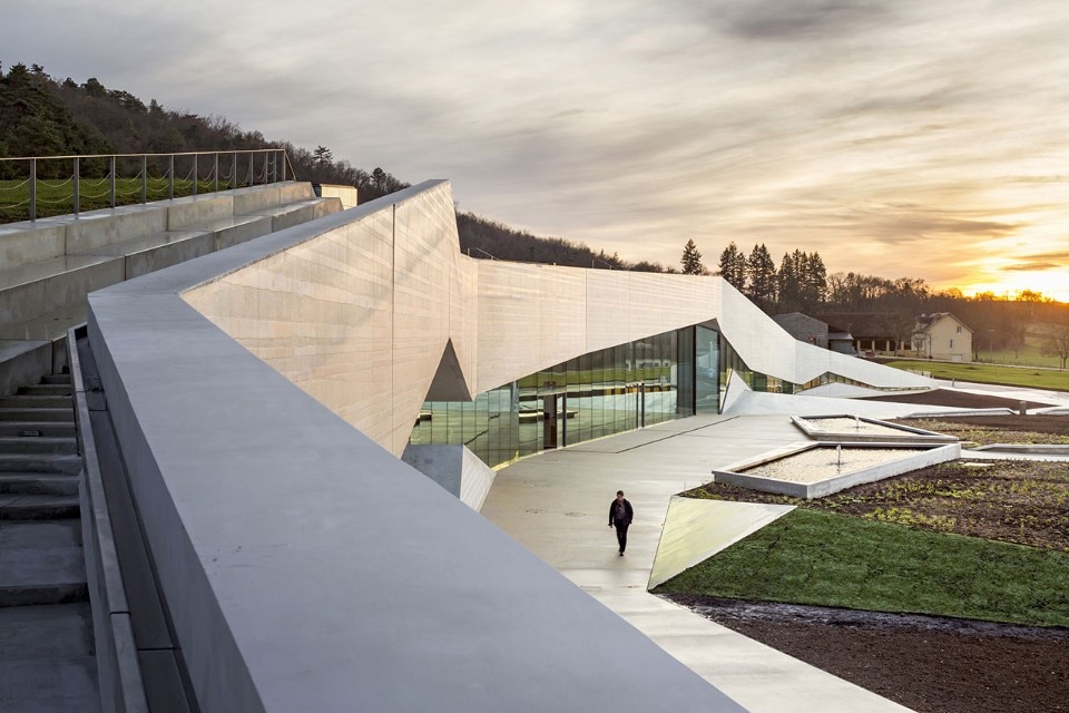 Img.1 Lascaux IV: The International Centre for Cave Art by Snøhetta in Montignac (France). Photo © Luc Boegly + Sergio Grazia