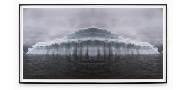 "Lynn Davis: On Ice", veduta della mostra, The Glass House, New Canaan, 2017