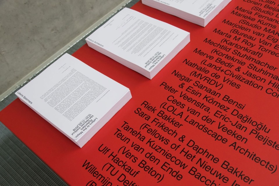 Fig.2 “Letters to the Mayor: Rotterdam”, vista dell’allestimento, Het Nieuwe Instituut, 2018