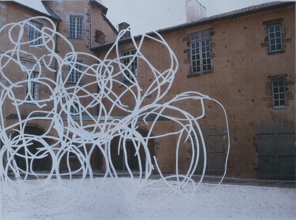 Yona Friedman, Les villes imaginées, Castello di Rochechouart, Francia © ADAPG