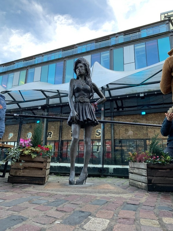Statue of Amy Winehouse, Camden Town, London. Courtesy Hert Niks via Unsplash