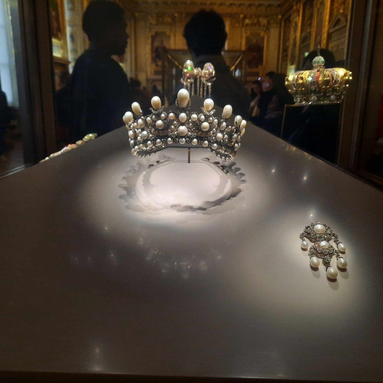 Schiaparelli turns jewels stolen from the Louvre into a brilliant marketing masterstroke