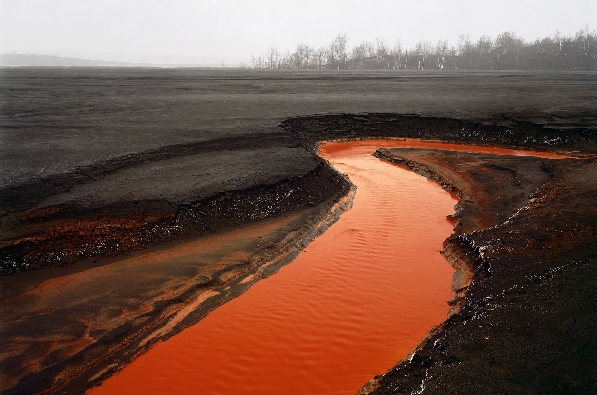 Edward Burtynsky Photographs the Human Imprint on African