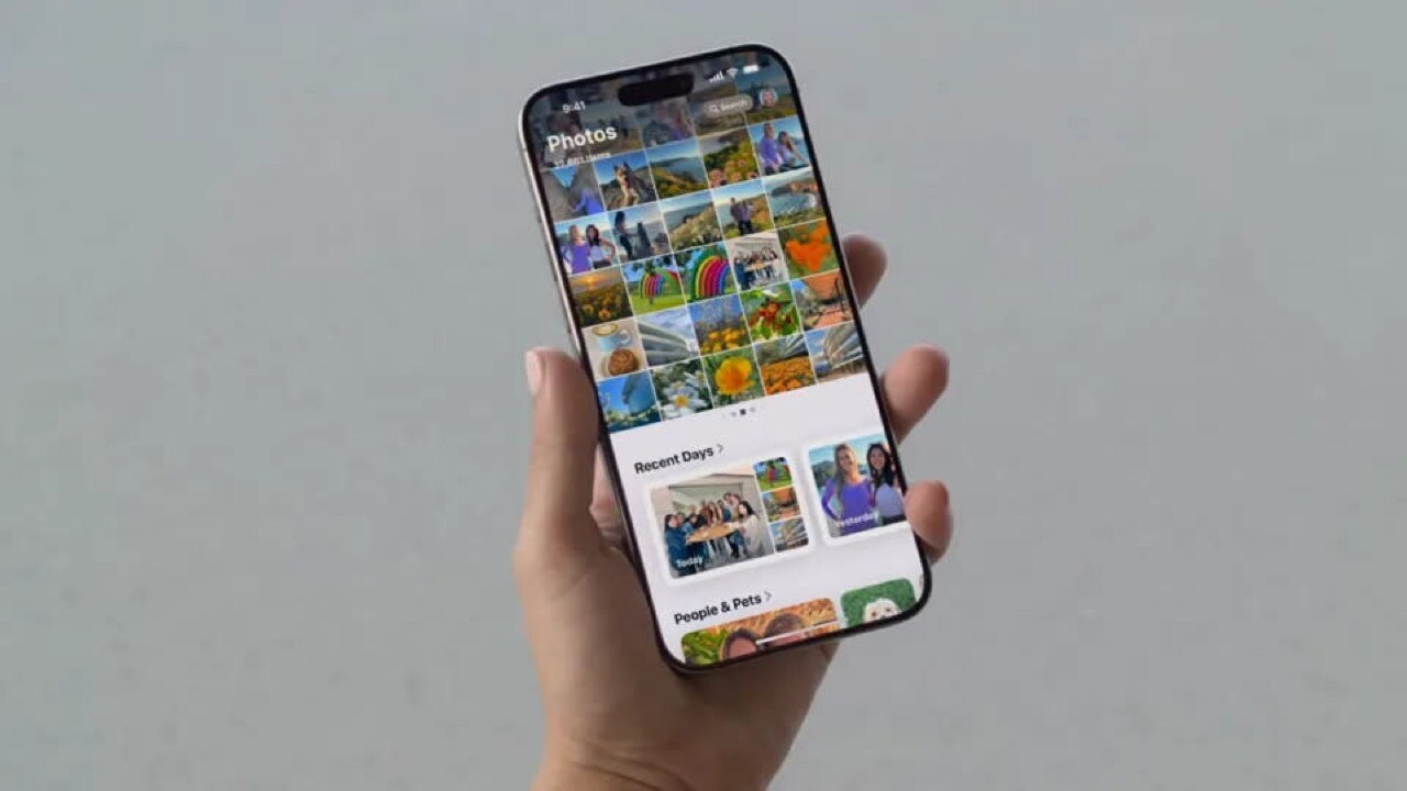 alternative text