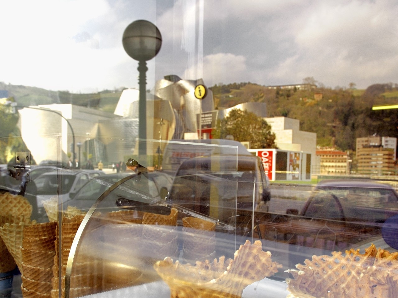 From Frank Gehry to Milan’s skyscrapers: Paolo Rosselli and the art of photographing architecture against the rules