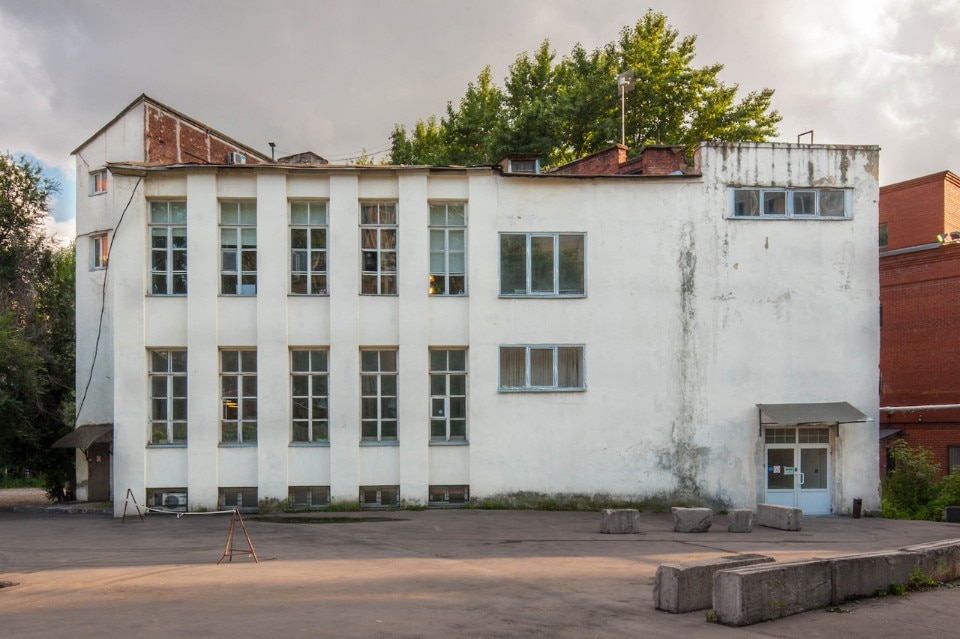 Denis Esakov, White houses Denis Esakov, White houses