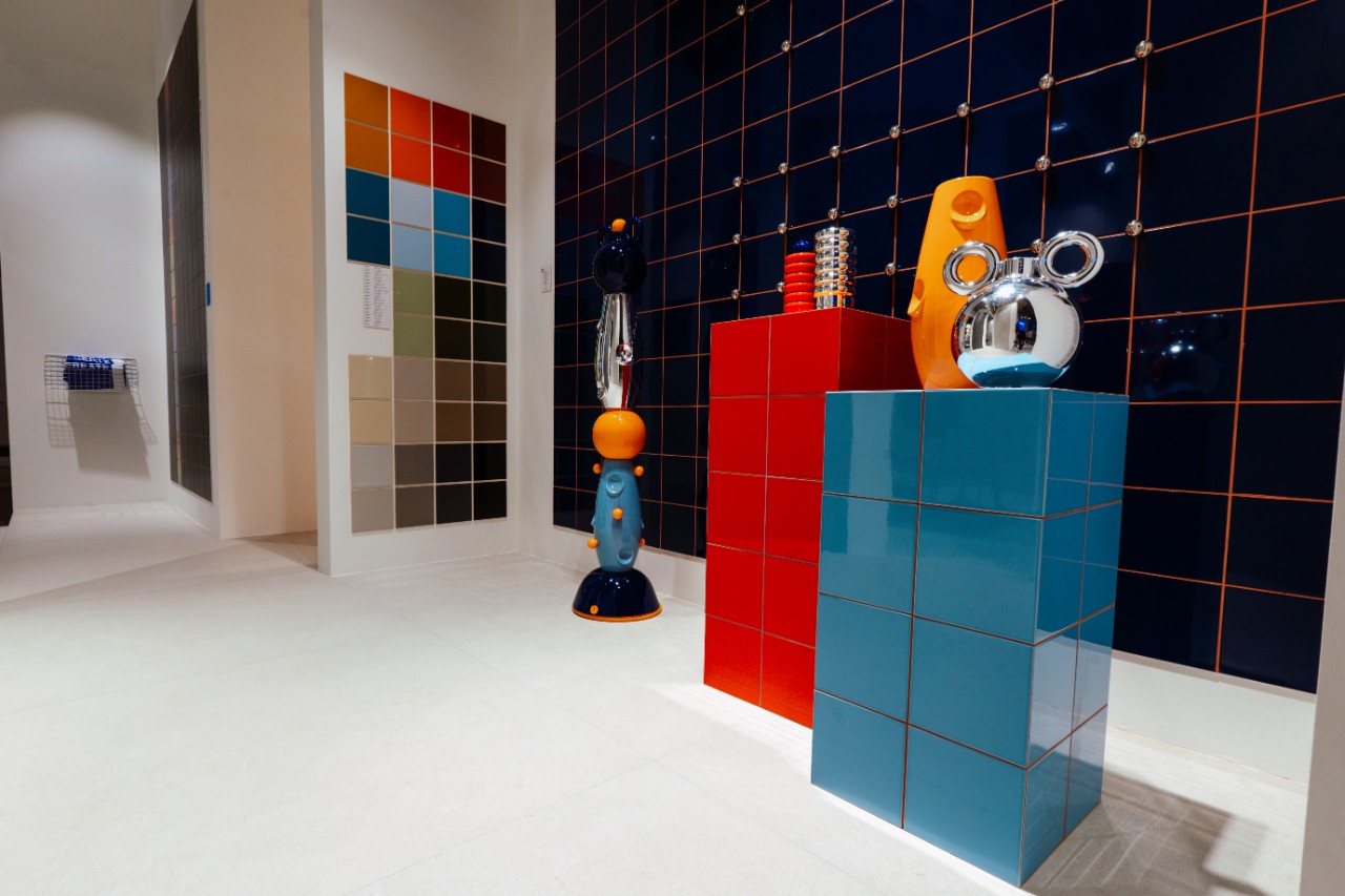 Five artists, one surface: Tubądzin brings ceramics to the boundary between design and artistic language