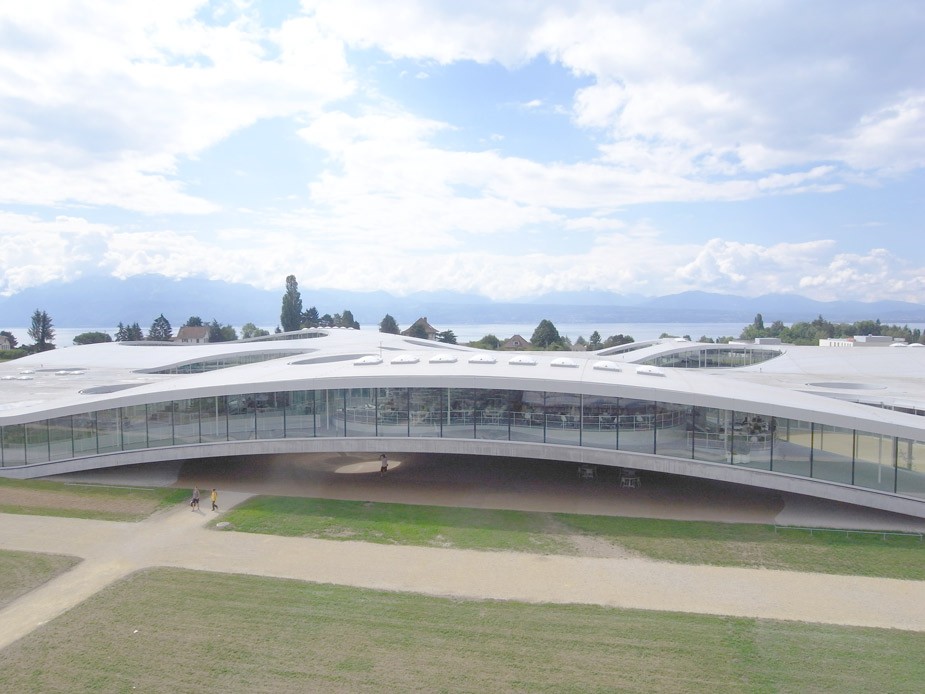 Rolex Learning Center, Lausanne, Switzerland, 2010 (photo SANAA)