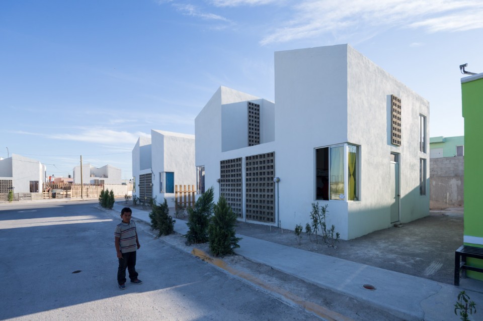 Sustainable housing, Acuña, México, 2015 (photo Iwan Baan)