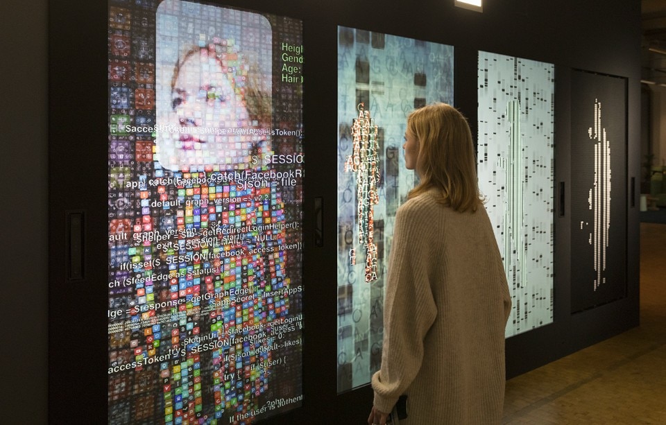 You:R:Code by Bernd Lintermann and Peter Weibel (2017) You:R:Code by Bernd Lintermann and Peter Weibel (2017)