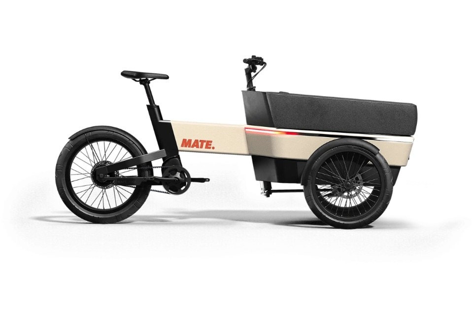 Mate Suv is a cargo bike designed to substitute the car in the