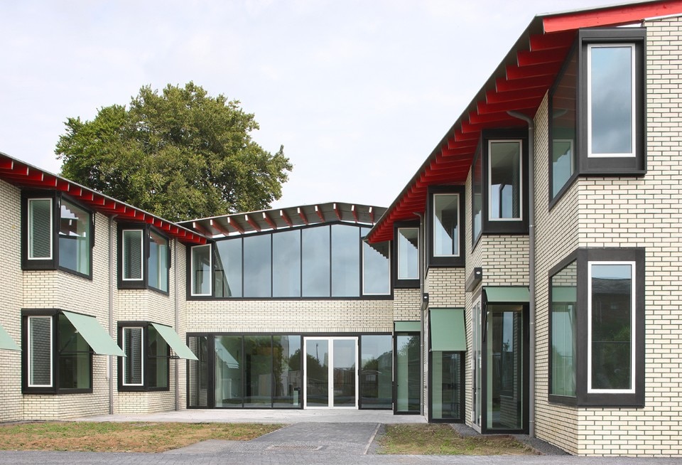 De Vylder Vinck Taillieu, Kapelleveld Senior housing, Ternat, Belgium, 2017