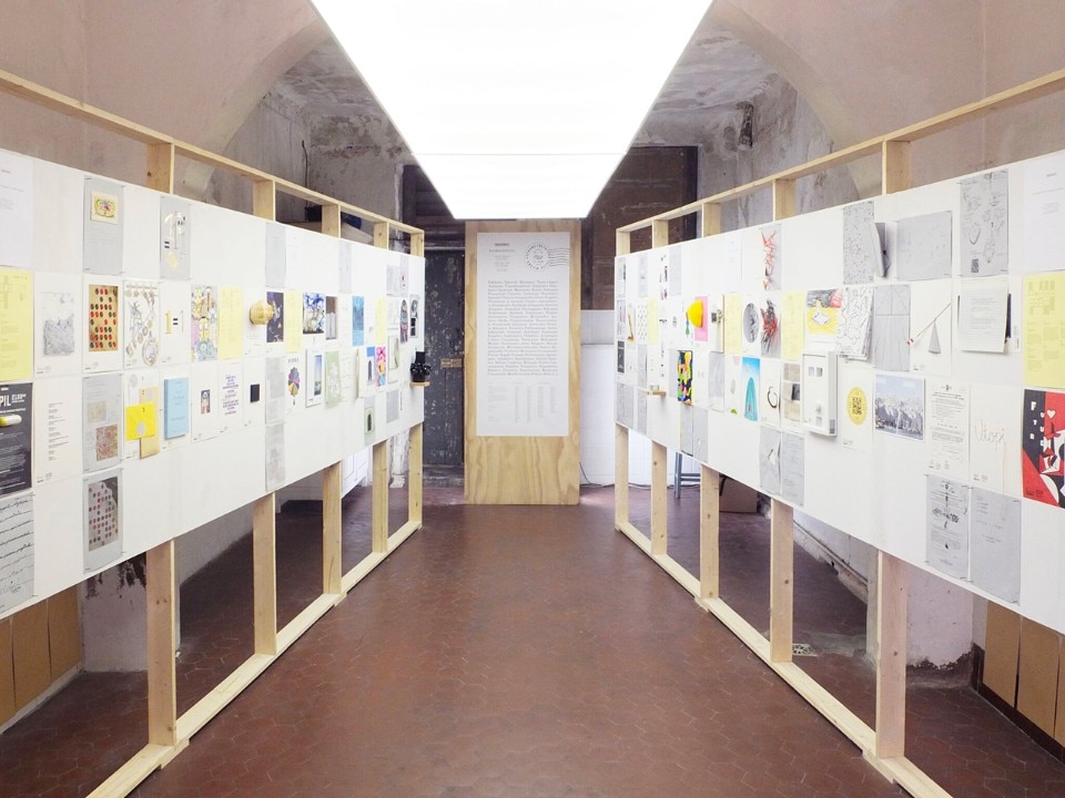 "Send me the future. Visioni dal futuro di (quasi) 100 progettisti italiani", vista della mostra, Subalterno1, Fuorisalone 2018, Milano