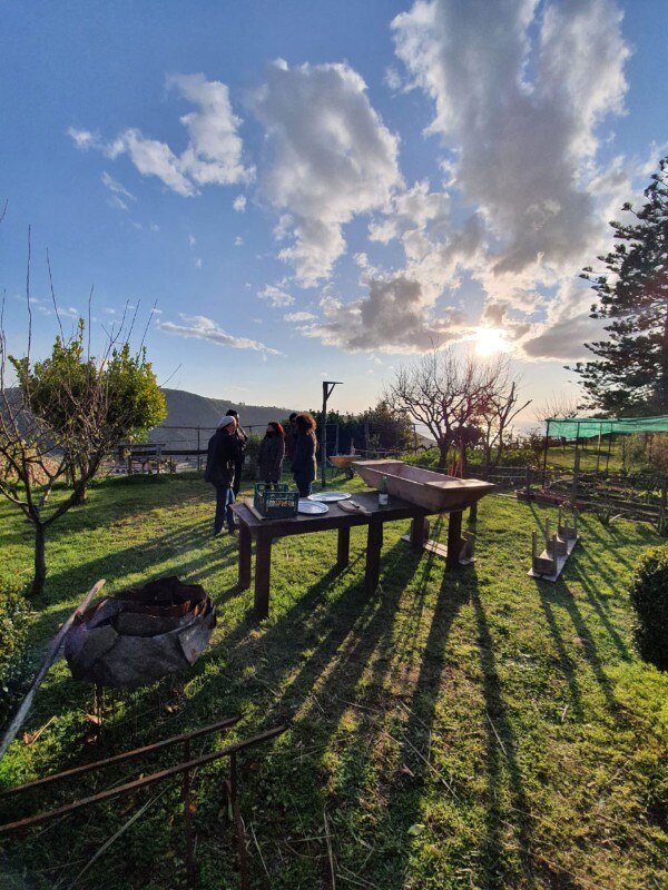 Il laboratorio di panificazione presso il convento dei Cappuccini, sede dell’associazione culturale Ex Convento. Foto Cristiano Insola