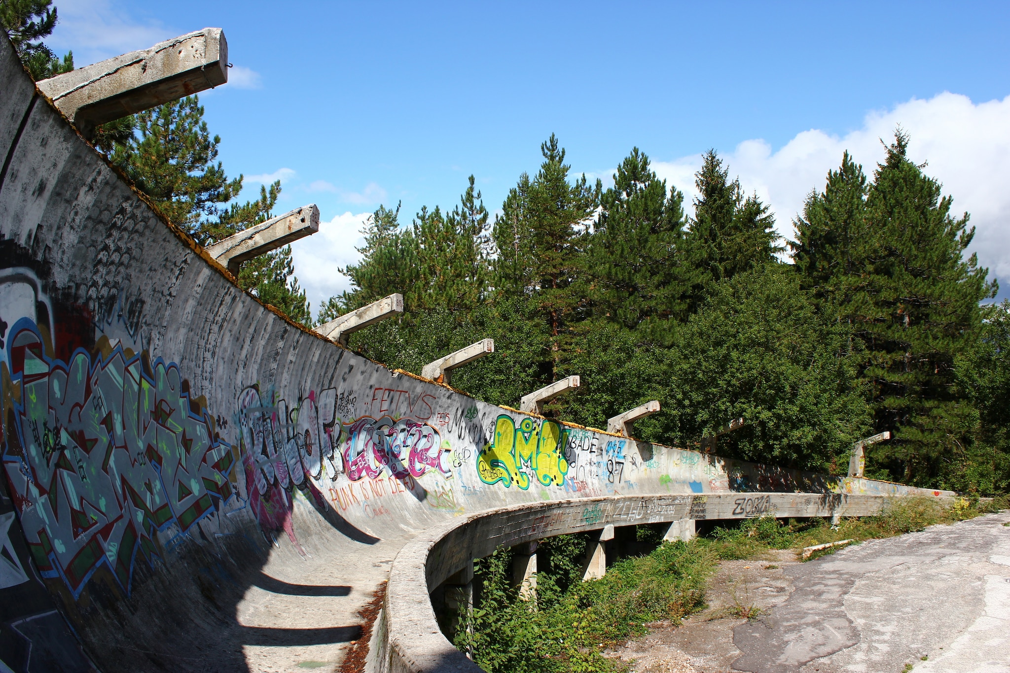 The abandoned bobsled track in Sarajevo. Photo Wikimedia Commons