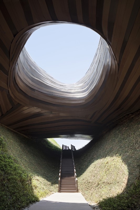 Crox, Liyang City Museum, Liyang, Cina, 2019