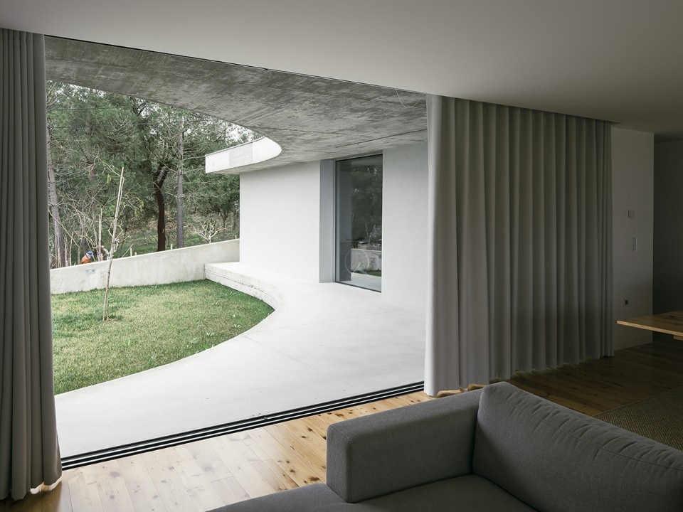 Bruno Dias Arquitectura, Gloma House, Ansião, Portogallo, 2019