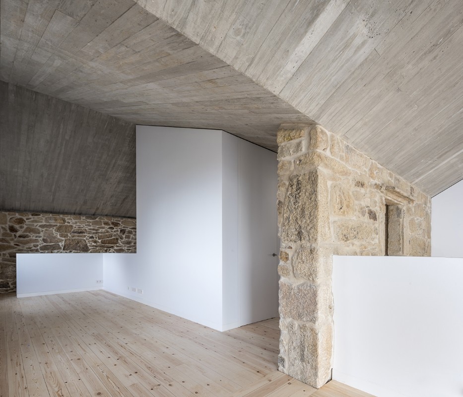 Fuertespenedo Arquitectos, renovation of a rural house, Miraflores, Spain, 2018
