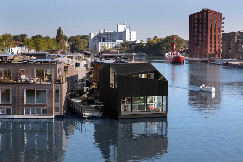 Floating Home, i29 architects, Amsterdam, 2020