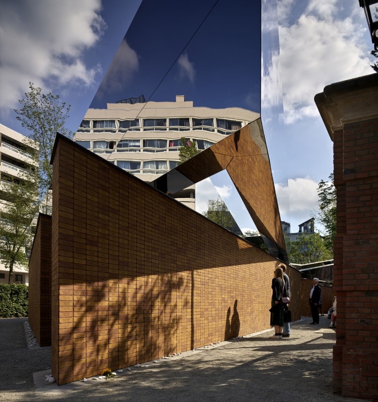 Studio Libeskind e Rijnboutt, Dutch Holocaust Memorial of Names, Amsterdam 2021. Foto Kees Hummel