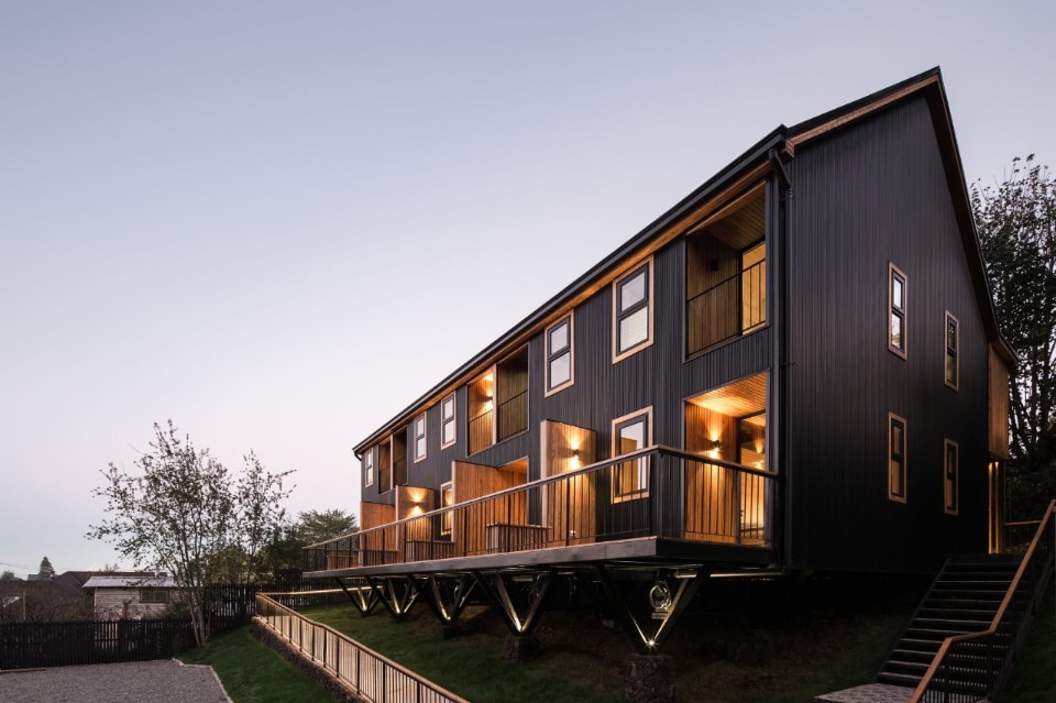 AM Arquitectura, Anoka Apart Hotel Boutique, Frutillar, Cile 2021. Foto Nicolas Saieh