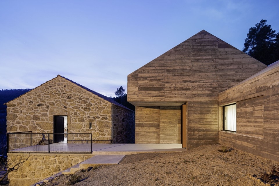 Filipe Pina + David Bilo, Casa NaMora, Gonçalo, Guarda, Portugal 2022. Photo Ivo Tavares Studio Filipe Pina + David Bilo, Casa NaMora, Gonçalo, Guarda, Portugal 2022. Photo Ivo Tavares Studio