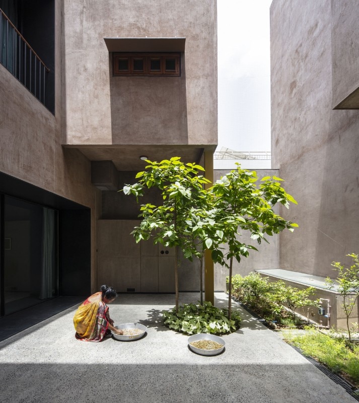 Samira Rathod Design Atelier, Cool House, Bharuch, India 2022. Photo Niveditaa Gupta