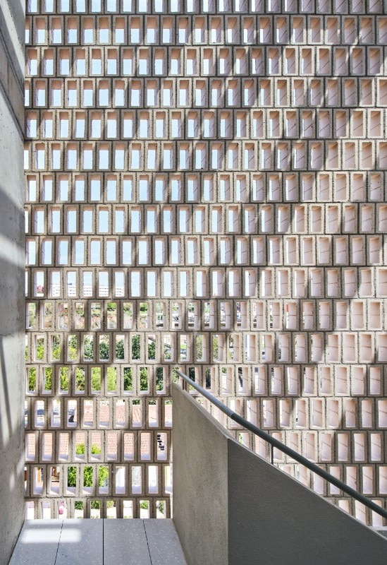 Peris+Toral Arquitectes, L3j Tècnics Associats, Social housing in Bon Pastor, Barcelona, Spain 2022. Photo José Hevia Peris+Toral Arquitectes, L3j Tècnics Associats, Social housing in Bon Pastor, Barcelona, Spain 2022. Photo José Hevia