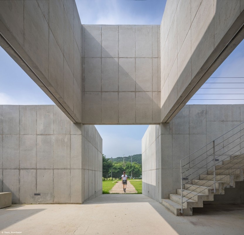 NOIZ architekti, Family house, Bratislava, Slovacchia, 2022. Photo Tomáš Manina.