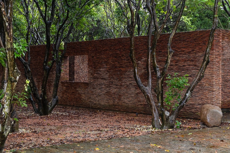 Arb Architects, Đạo Mẫu Museum, Soc Son, Hanoi, Vietnam, 2023. Foto Trieu Chien.