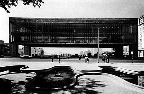 Lina Bo Bardi, Sao Paulo Museum of Art, 1957-68