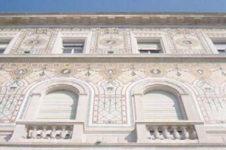 Palazzo del Governo, piazza dell’Unità d’Italia. Foto Gabriele Crozzoli