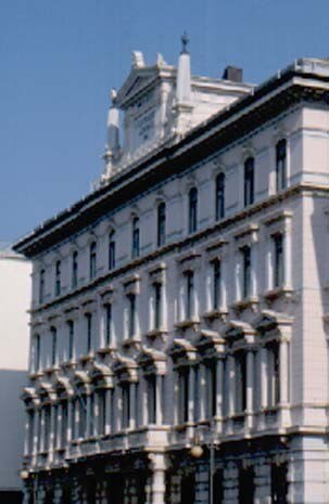 La sede della Banca d’Italia su corso Cavour. Foto Gabriele Crozzoli