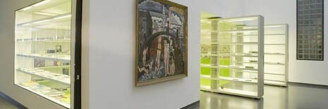 Lo shop del museo disegnato dal belga Maarten Van Severen
