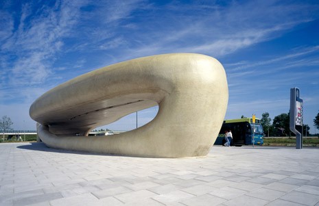 NIO architecten, The Amazing Whale Jaw, Hoofddorp, Olanda, 2003. Foto Hans Pattist
