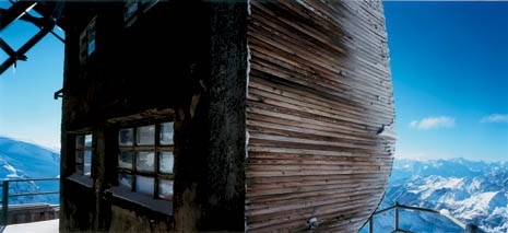 Vista dal piano di sbarco alla stazione
