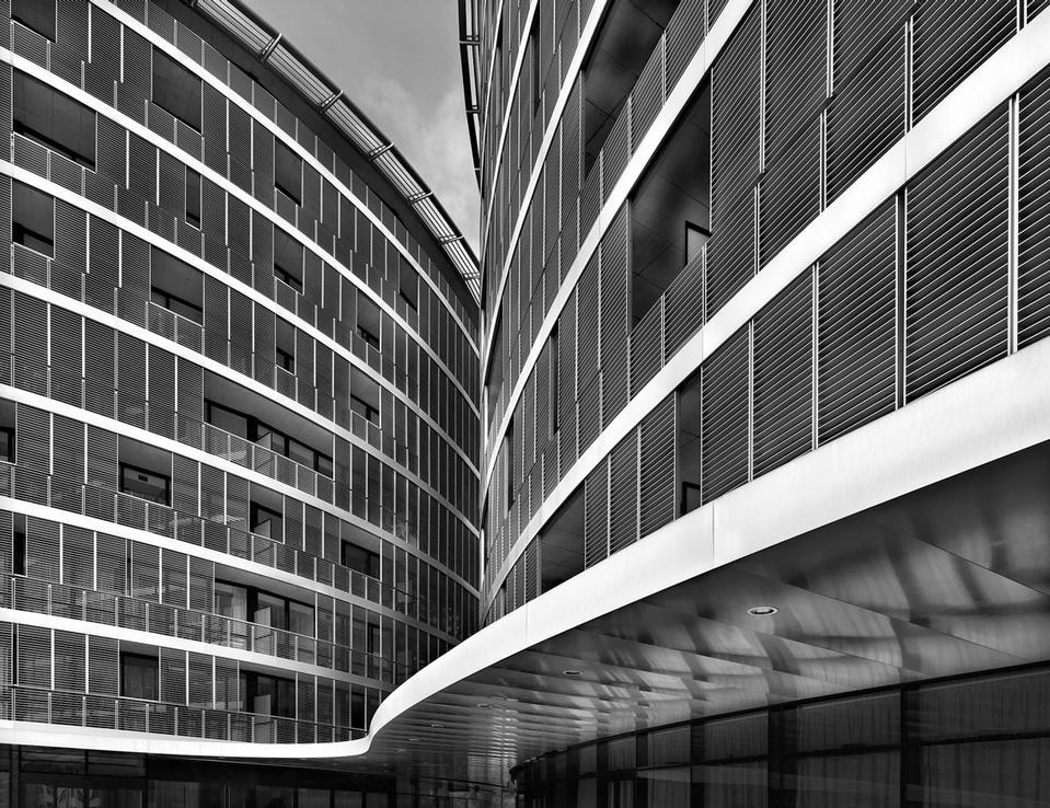 Pino Musi, 
World Trade Center (Norman Foster e Partners, 1999–2004).
