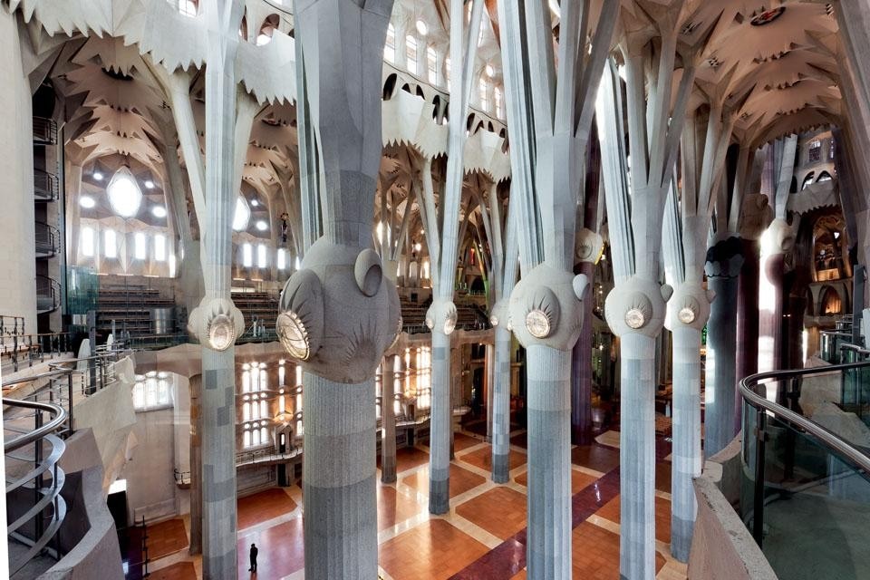 Scorcio
della navata centrale del Temple Expiatori 
de la Sagrada Família.