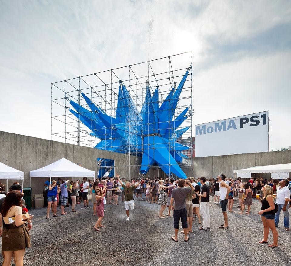 Wendy durante la serie <i>Warm Up 2012</i> MoMA/PS1. Photo Michael Moran/OTTO