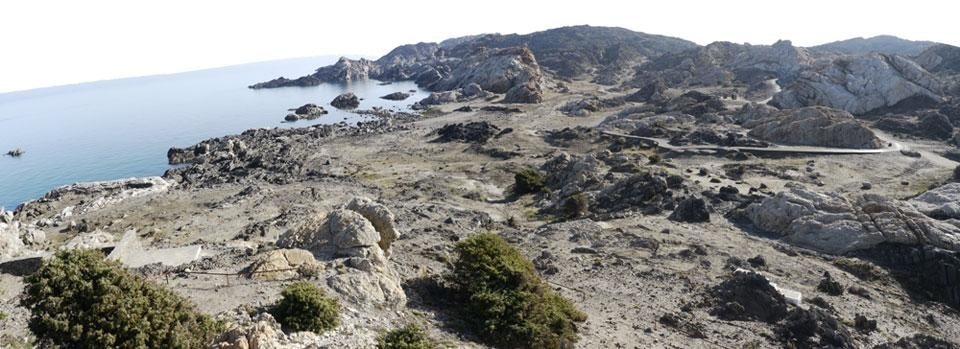 Marti Franch (EMF), con Ton Ardèvol, riabilitazione ambientale dell'area Tudela Culip (Cleb Med) nell'area del Parco Naturale di Cap de Creus, nei pressi di Girona. Risultato finale