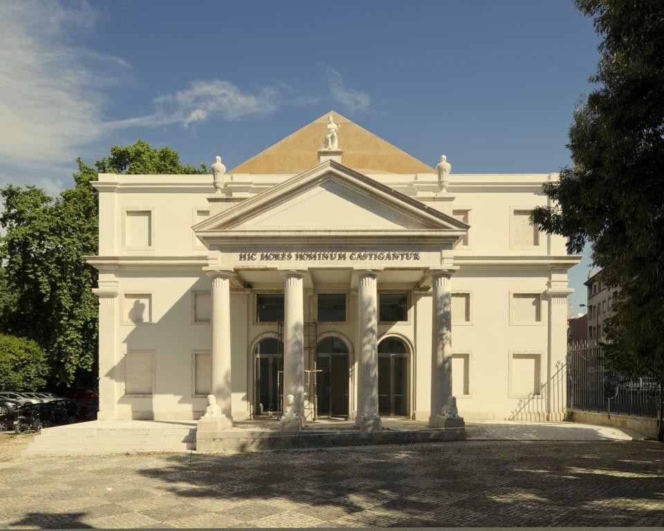 Gonçalo Byrne Arquitectos, Barbas Lopes Arquitectos, Teatro Thalia, Lisbona, 2009-2012