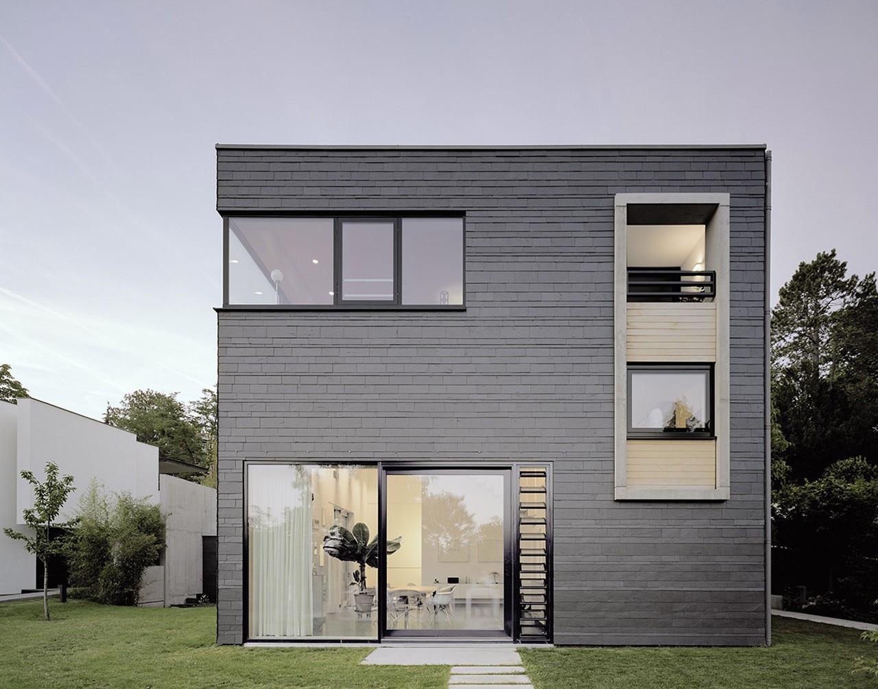 Haus Tazzelwurm, Architektur 109